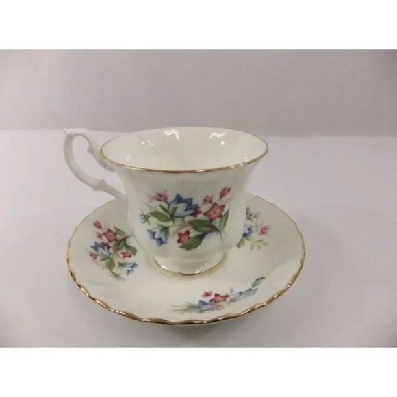 Royal Albert Summertime Series Bluebell Teacup Saucer - Picture 4 of 8
